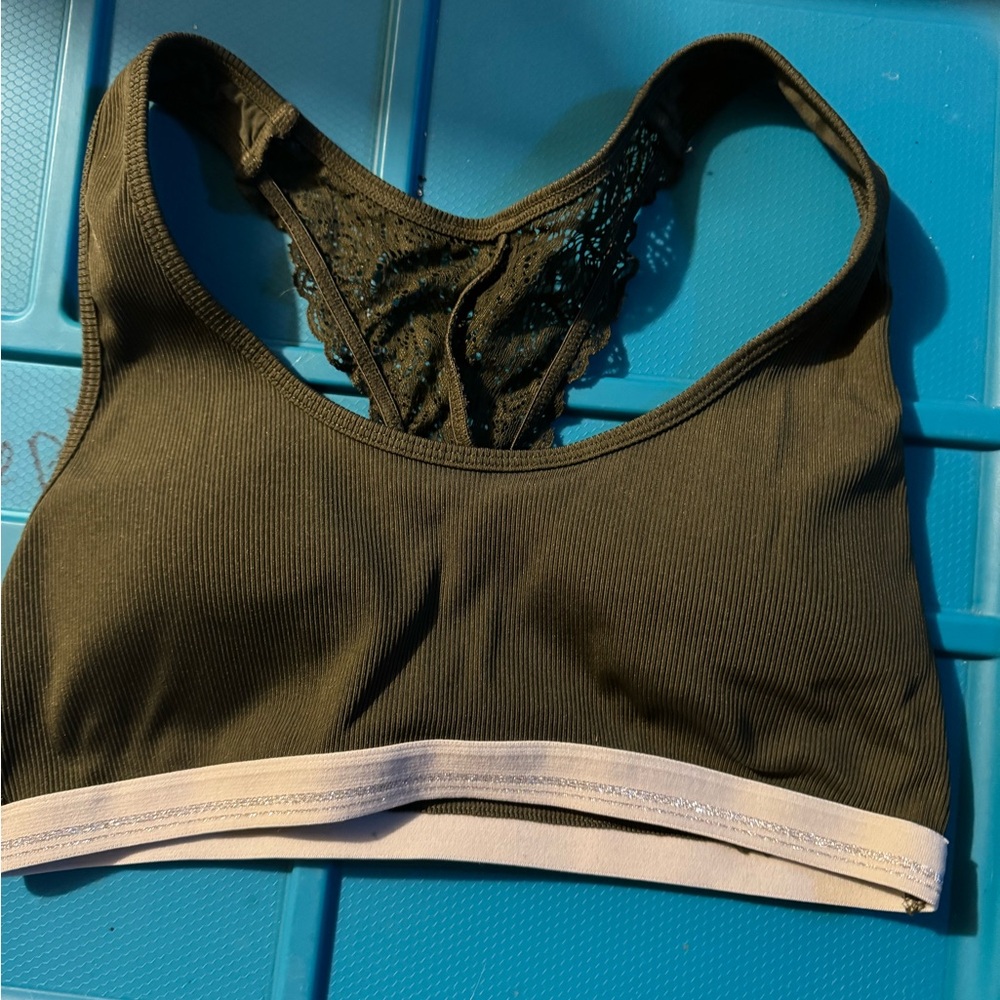 Sports bra